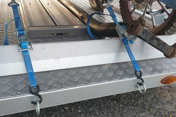 Sjorband tbv menwagen, kort